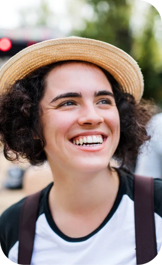 Happy traveler Laura G.